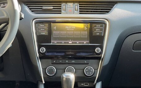 Skoda Octavia, 2018 год, 770 000 рублей, 17 фотография