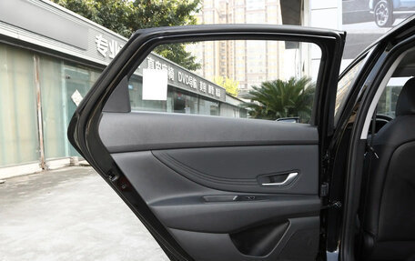 Hyundai Elantra, 2026 год, 2 100 000 рублей, 13 фотография