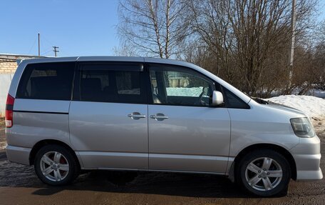 Toyota Noah III, 2003 год, 850 000 рублей, 3 фотография