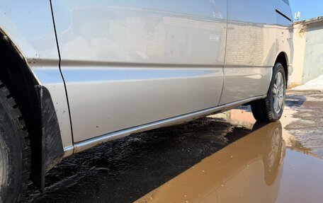 Toyota Noah III, 2003 год, 850 000 рублей, 22 фотография