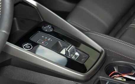 Audi A3, 2022 год, 2 100 000 рублей, 14 фотография