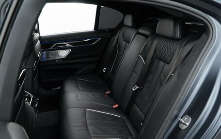 BMW 7 серия, 2018 год, 5 799 050 рублей, 9 фотография