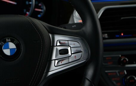 BMW 7 серия, 2018 год, 5 799 050 рублей, 14 фотография