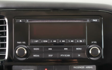 Mitsubishi Outlander III рестайлинг 3, 2017 год, 1 959 000 рублей, 20 фотография