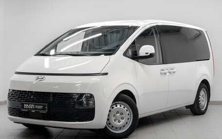 Hyundai Staria, 2021 год, 4 500 000 рублей, 1 фотография