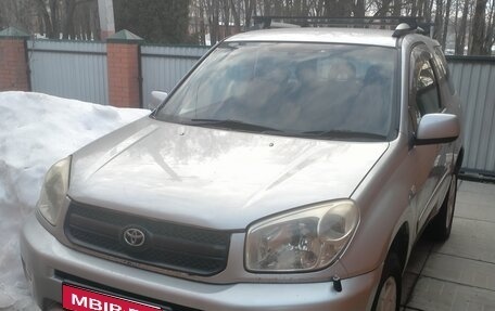 Toyota RAV4, 2004 год, 650 000 рублей, 1 фотография