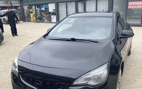 Opel Astra J, 2012 год, 650 000 рублей, 1 фотография