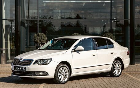 Skoda Superb III рестайлинг, 2014 год, 1 075 000 рублей, 1 фотография