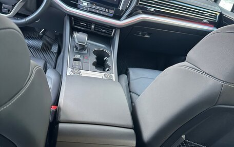 Volkswagen Touareg III, 2021 год, 8 377 000 рублей, 5 фотография