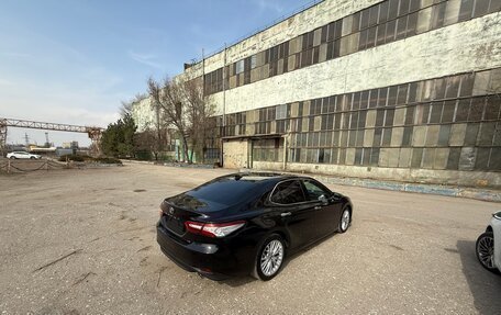 Toyota Camry, 2019 год, 3 500 000 рублей, 2 фотография