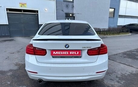 BMW 3 серия, 2015 год, 1 900 000 рублей, 9 фотография