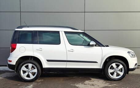 Skoda Yeti I рестайлинг, 2014 год, 1 319 000 рублей, 5 фотография