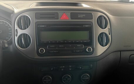 Volkswagen Tiguan I, 2009 год, 735 000 рублей, 15 фотография