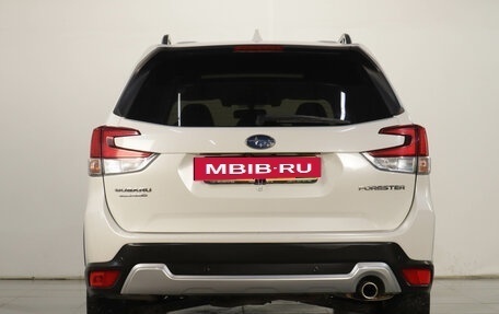 Subaru Forester, 2018 год, 2 999 000 рублей, 6 фотография