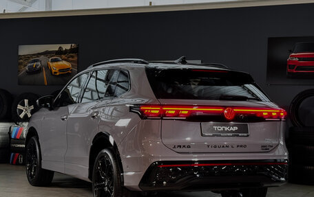 Volkswagen Tiguan, 2025 год, 4 999 000 рублей, 6 фотография