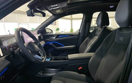 Volkswagen Tiguan, 2025 год, 4 999 000 рублей, 32 фотография