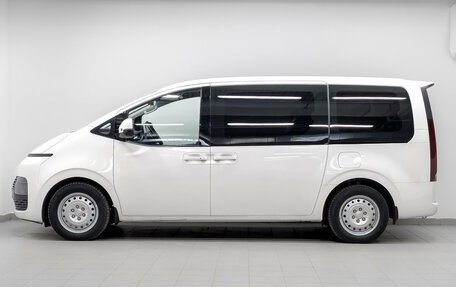 Hyundai Staria, 2021 год, 4 500 000 рублей, 8 фотография