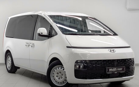 Hyundai Staria, 2021 год, 4 500 000 рублей, 3 фотография