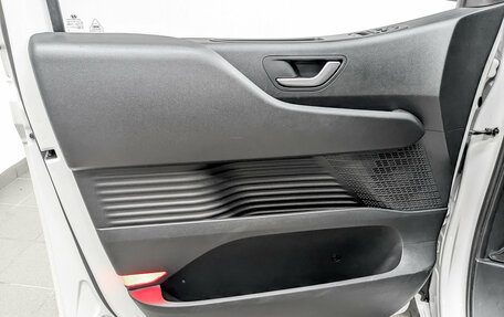 Hyundai Staria, 2021 год, 4 500 000 рублей, 20 фотография