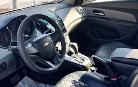 Chevrolet Cruze II, 2013 год, 630 000 рублей, 10 фотография