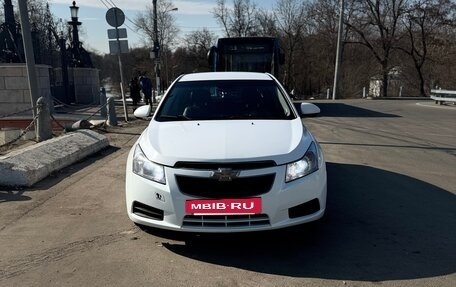 Chevrolet Cruze II, 2013 год, 630 000 рублей, 3 фотография