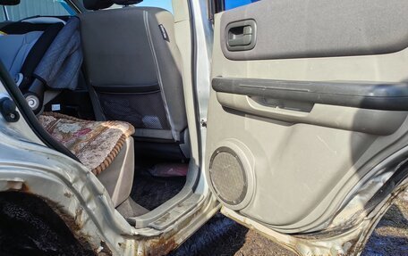 Nissan X-Trail, 2004 год, 400 000 рублей, 18 фотография