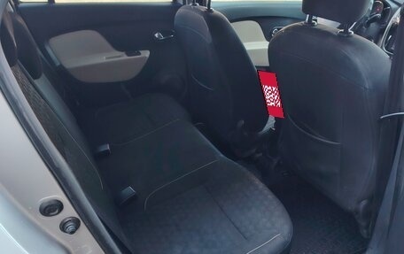 Renault Logan II, 2014 год, 720 000 рублей, 14 фотография