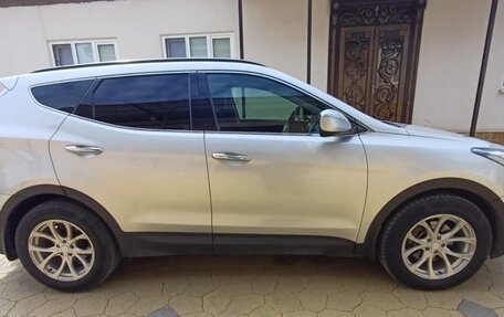 Hyundai Santa Fe III рестайлинг, 2012 год, 1 550 000 рублей, 3 фотография