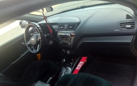 KIA Rio III рестайлинг, 2013 год, 1 000 000 рублей, 5 фотография