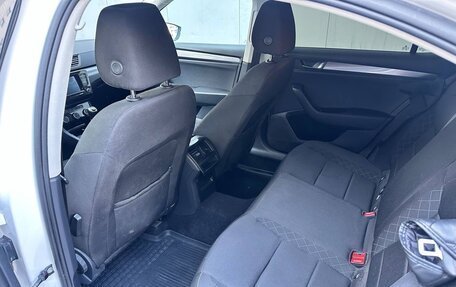 Skoda Superb III рестайлинг, 2018 год, 1 470 000 рублей, 11 фотография