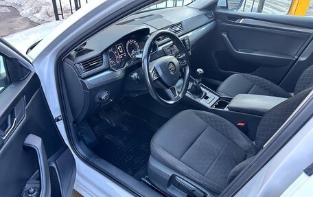 Skoda Superb III рестайлинг, 2018 год, 1 470 000 рублей, 8 фотография