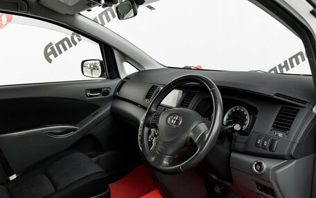 Toyota ISis I, 2010 год, 1 290 000 рублей, 9 фотография