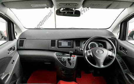 Toyota ISis I, 2010 год, 1 290 000 рублей, 10 фотография