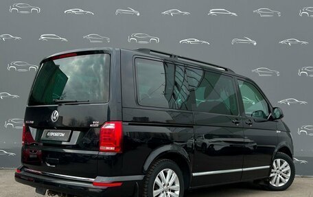 Volkswagen Multivan T6 рестайлинг, 2017 год, 3 698 800 рублей, 2 фотография