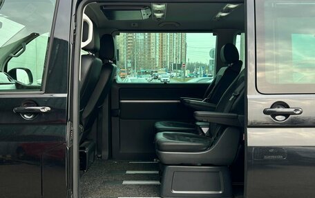 Volkswagen Multivan T6 рестайлинг, 2017 год, 3 698 800 рублей, 12 фотография