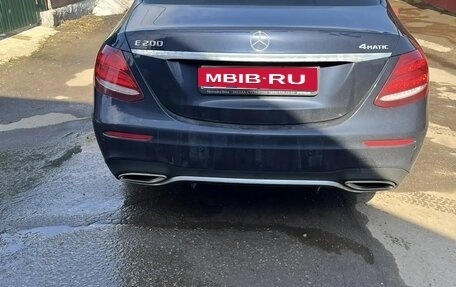 Mercedes-Benz E-Класс, 2020 год, 3 200 000 рублей, 3 фотография