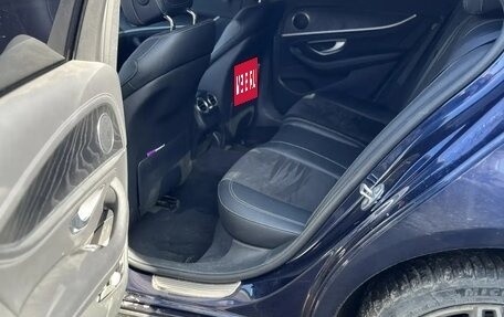 Mercedes-Benz E-Класс, 2020 год, 3 200 000 рублей, 7 фотография