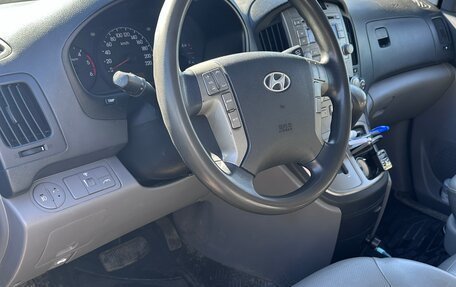 Hyundai Grand Starex Grand Starex I рестайлинг 2, 2012 год, 2 150 000 рублей, 12 фотография