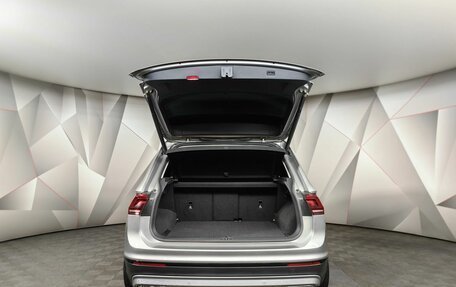 Volkswagen Tiguan II, 2019 год, 2 843 000 рублей, 12 фотография