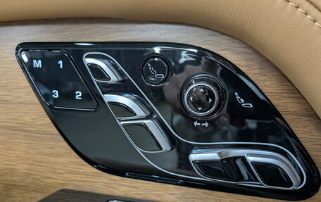 Land Rover Range Rover IV рестайлинг, 2020 год, 11 000 000 рублей, 20 фотография
