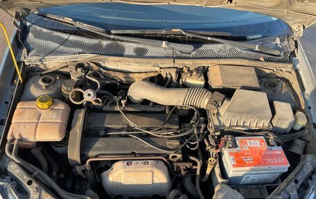 Ford Focus IV, 2002 год, 250 000 рублей, 15 фотография