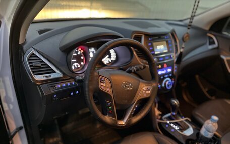 Hyundai Santa Fe III рестайлинг, 2017 год, 2 500 000 рублей, 20 фотография