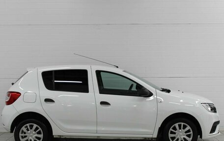 Renault Sandero II рестайлинг, 2021 год, 1 170 000 рублей, 2 фотография