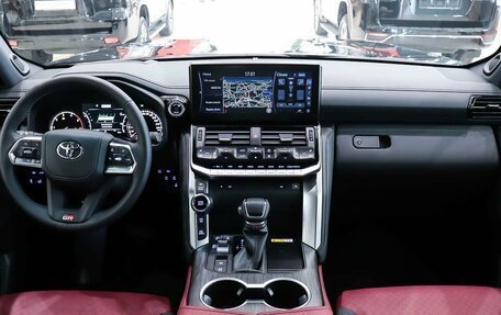 Toyota Land Cruiser, 2025 год, 17 200 000 рублей, 20 фотография