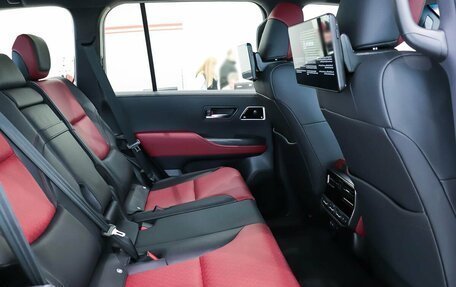 Toyota Land Cruiser, 2025 год, 17 200 000 рублей, 32 фотография