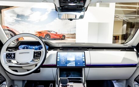 Land Rover Range Rover IV рестайлинг, 2024 год, 28 990 000 рублей, 8 фотография