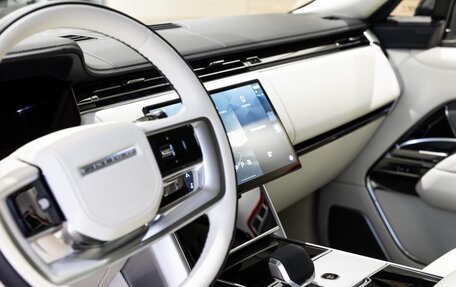 Land Rover Range Rover IV рестайлинг, 2024 год, 28 990 000 рублей, 12 фотография