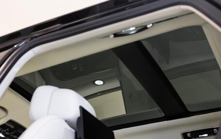 Land Rover Range Rover IV рестайлинг, 2024 год, 28 990 000 рублей, 17 фотография