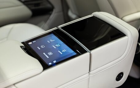 Land Rover Range Rover IV рестайлинг, 2024 год, 28 990 000 рублей, 20 фотография