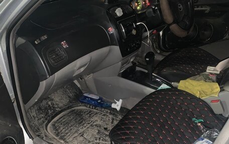 Mazda Familia Y11, 2000 год, 135 000 рублей, 8 фотография